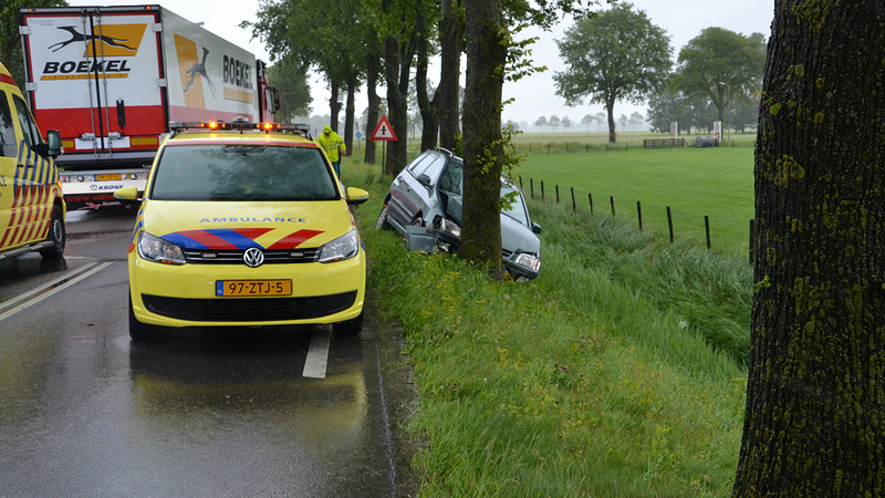 Vier gewonden bij verkeersongeval in Waarland, waaronder twee kinderen