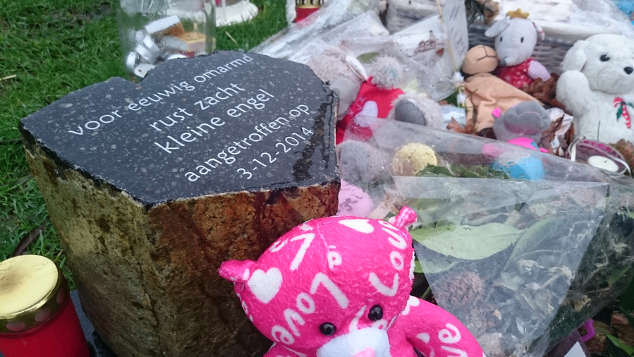 Moeder Waardse dode baby's blijkt ook moeder in Alkmaar gevonden 'baby Angel