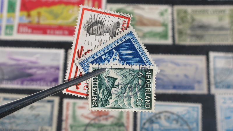 Grote verzamelbeurs met postzegels, valuta en ansichtkaarten in AFAS Stadion
