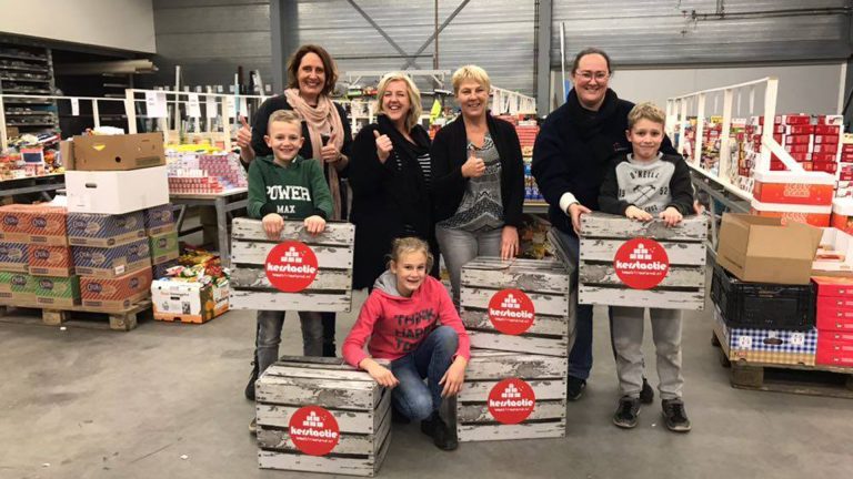 Beroofde Stichting Kerstacties Westfriesland bedolven onder donaties