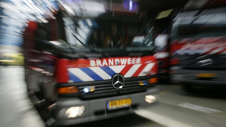 Brand in vuilniswagen op Lotte Beesedijk in Heerhugowaard