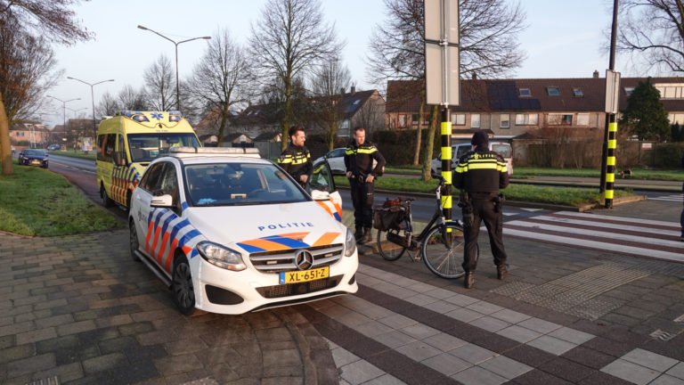 Oudere fietser op Oostertochtpad aangereden bij oversteken Haringvliet