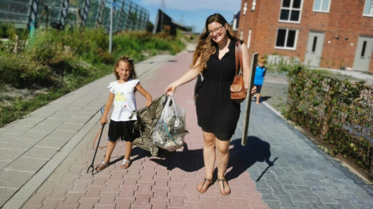 Indy-Louise (6) wint Alkmaars cleanup-zomertoernooi Street Clean Bingo 🗓