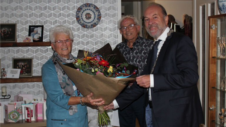 Echtpaar Tamminga-Terpstra uit Heerhugowaard 60 jaar getrouwd