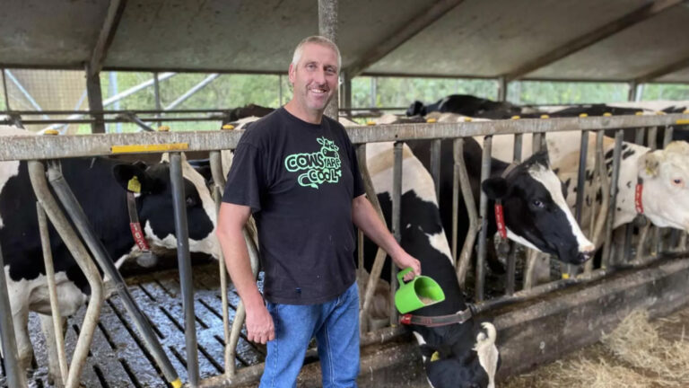 Melkveehouder Ad Baltus gaat weer in Den Haag protesteren: “Zoveel gezeur tegenwoordig”