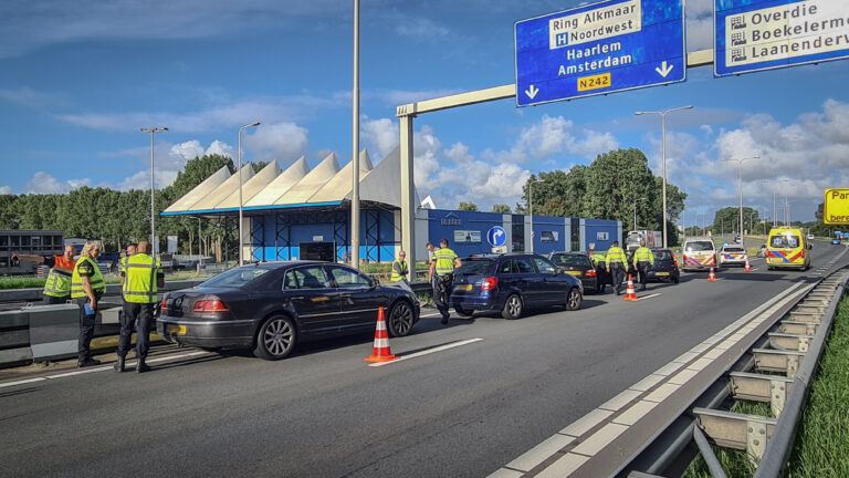 Forse verkeersoverlast na ongeval op N242 bij Alkmaar