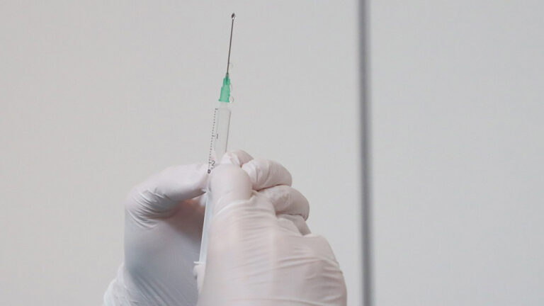 GGD HN start deze week met vaccineren kinderen met verhoogd medisch risico