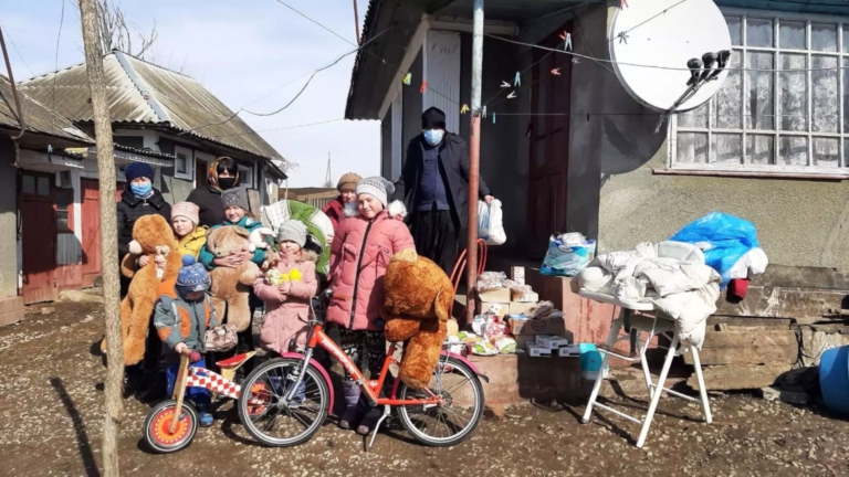 Stichting blijft hulpgoederen sturen naar Oekraïne: ‘Walgelijk wat daar gebeurt’
