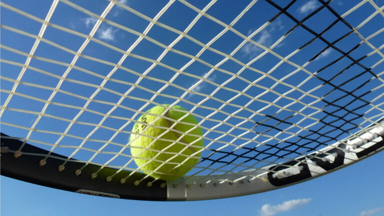 Proefles tennis bij Tulp in Oudkarspel 🗓