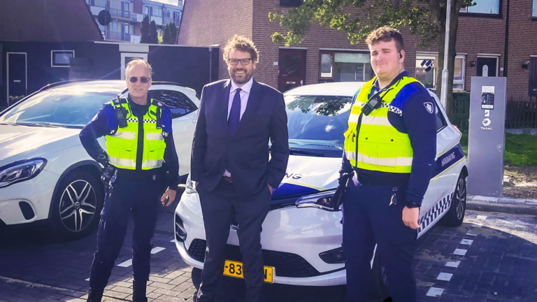 Burgemeester Maarten Poorter steekt nog steeds ‘zijn licht op’ in Dijk en Waard