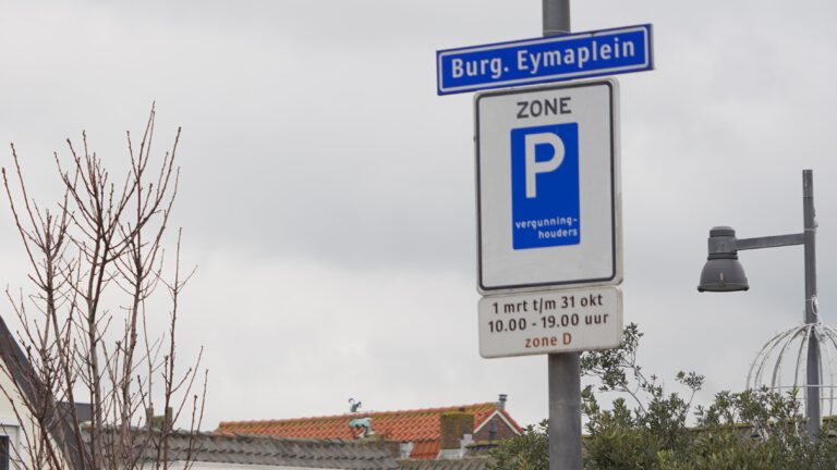 Gemeente Bergen wijzigt dagen voor betaald parkeren en voert parkeerbudget voor bezoek in