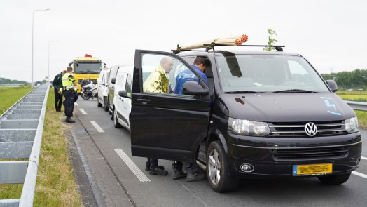 Kettingbotsing met vier bedrijfswagens op Westfrisiaweg in Heerhugowaard