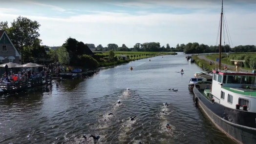 Zwemmen, fietsen, lopen ‘voor het echie’: Triathlon Langedijk telt mee 🗓