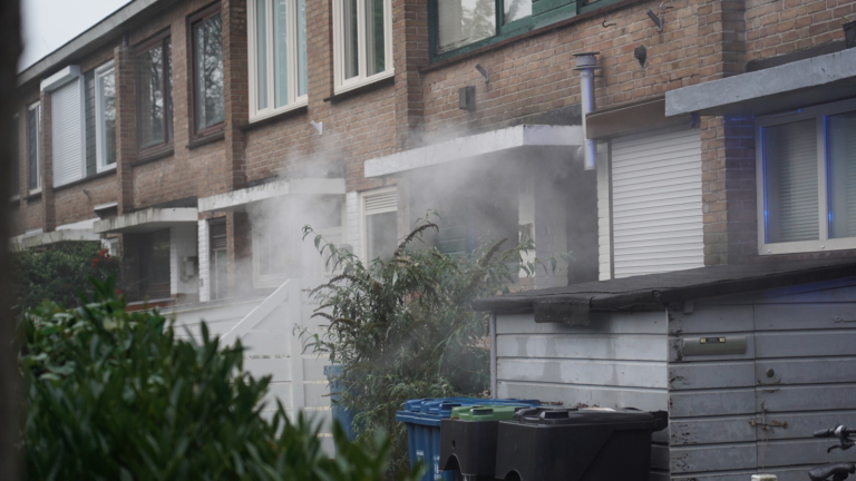 Brand in Alkmaarse Stalpaertstraat, ook brandweer Stompetoren snelt te hulp