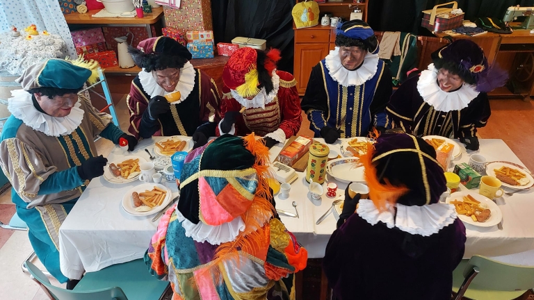Dakloze Sinterklaas zoekt nieuwe Bergense Pietenwoning