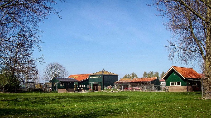 Kinderboerderijen Langedijk hoeven grond voorlopig niet te kopen